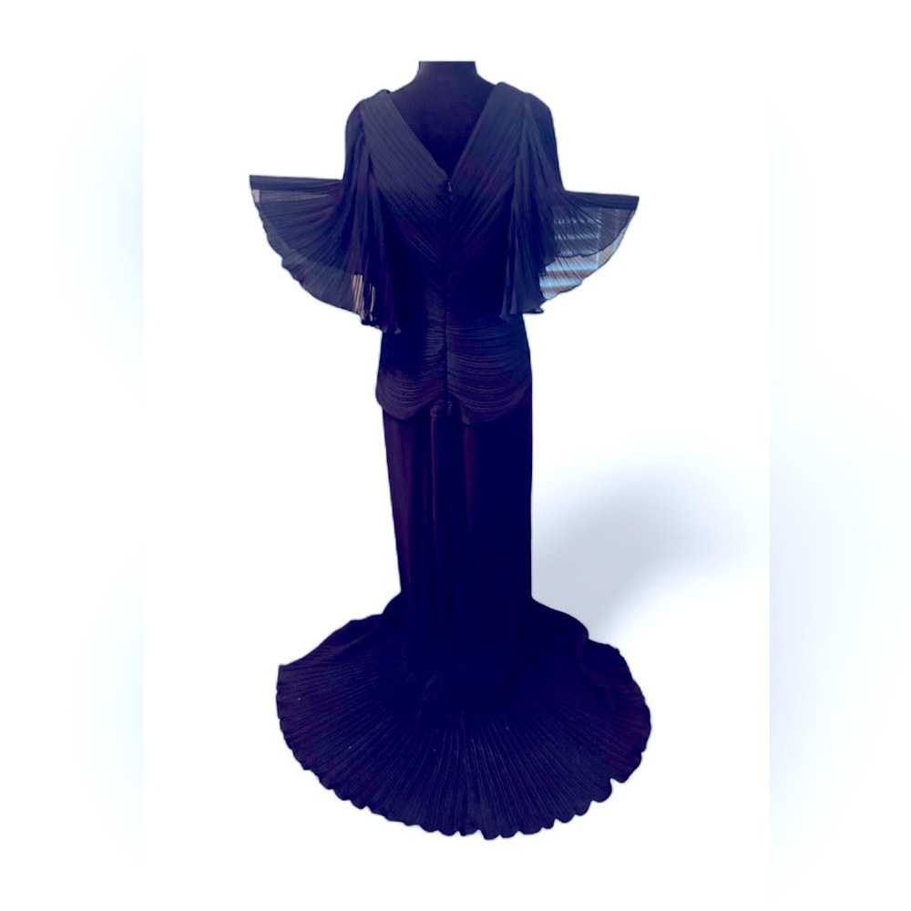 Tadashi Shoji Elegant Pleated Midnight Blue Formal Gown Plus Size 16 EUC - Picture 3 of 6